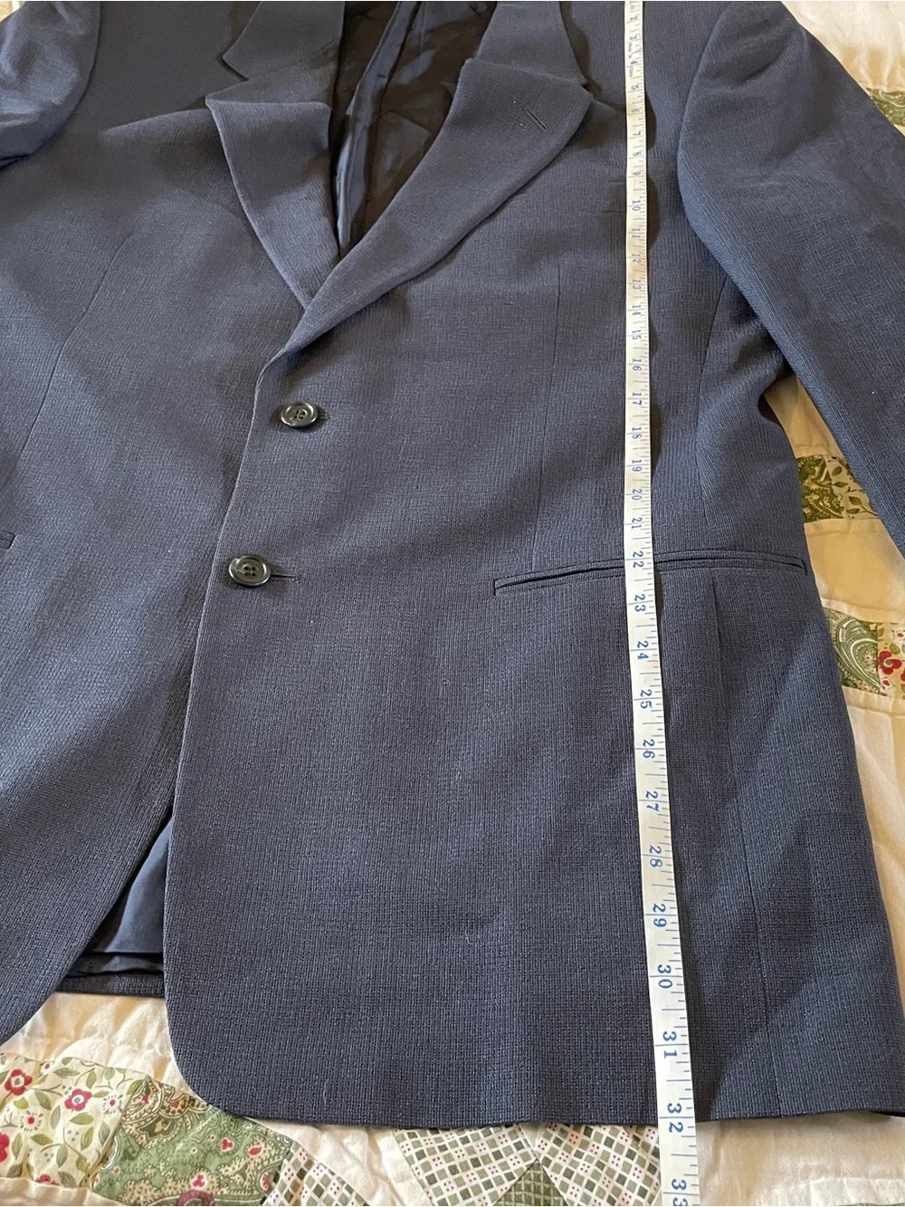 Yves St Laurent Men's Navy Blazer Classic Two-Button Suit Jacket 42 Tall Wool